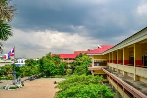 โรงเรียนสองภาษาลาดพร้าว คู่มือเลือกโรงเรียนไบลิงกวลฉบับผู้ปกครองยุคใหม่